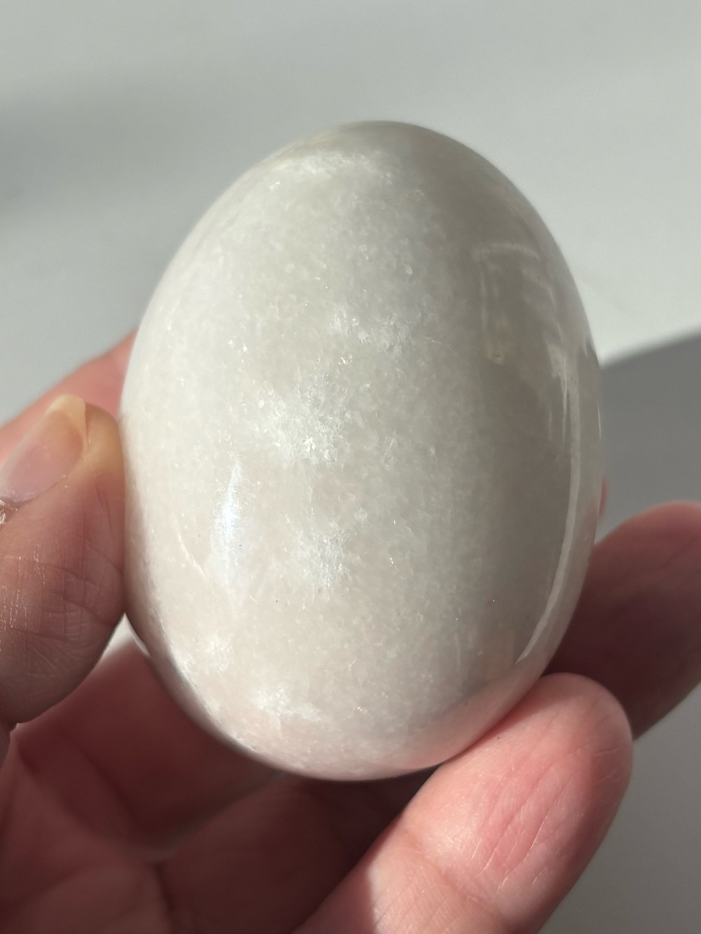Heavy Polished and Smooth Crystal Egg